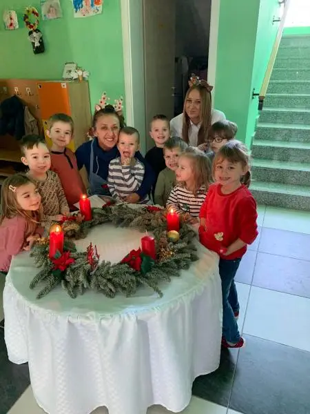 Paljenje treće adventske svijeće