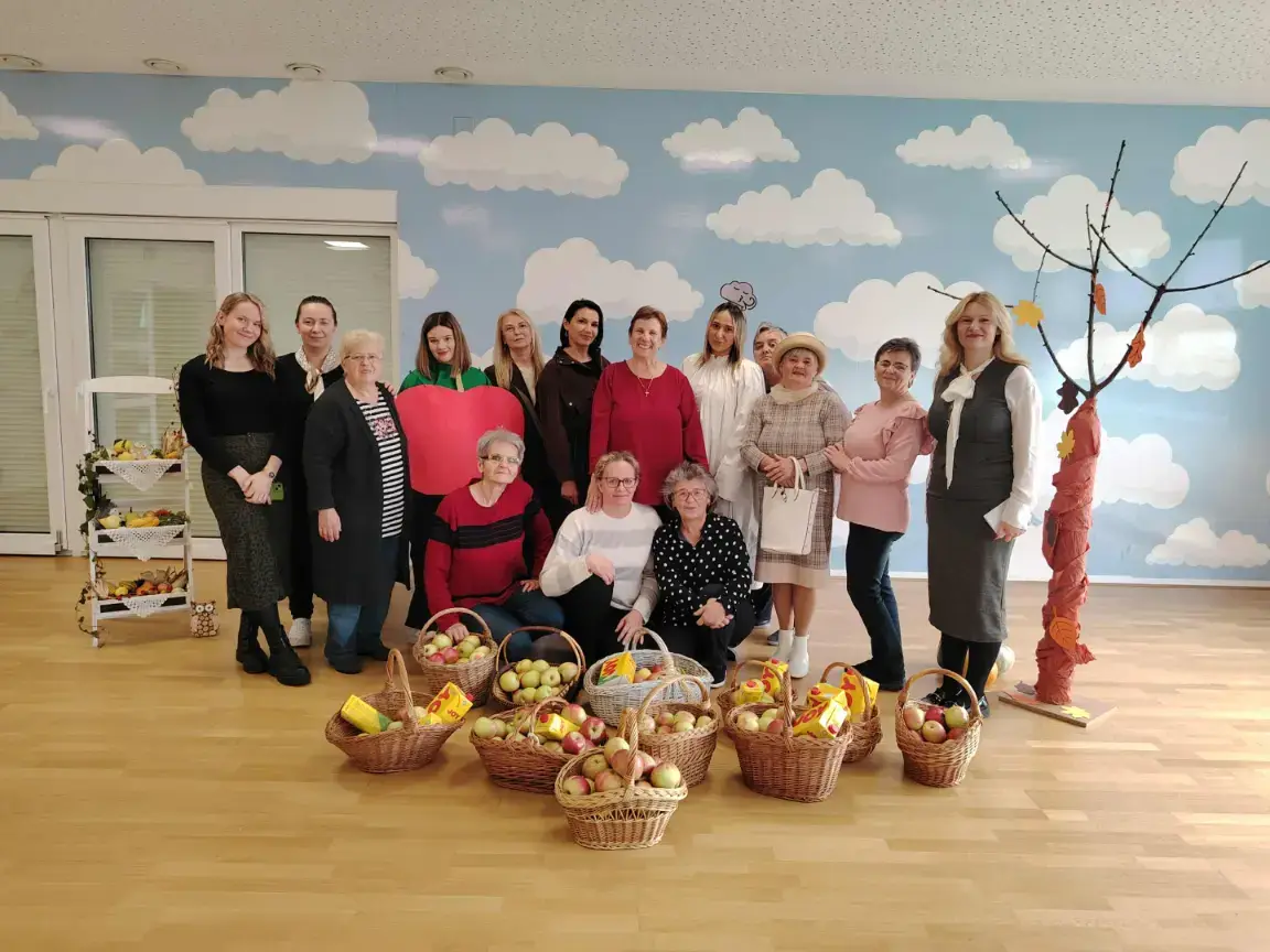 Obilježavanje Svjetskog dana jabuka u DV Pupoljak Otok