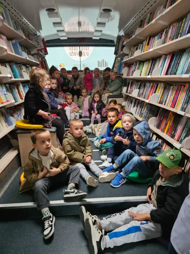Medvjedići iz Vrbanje u Bibliobusu